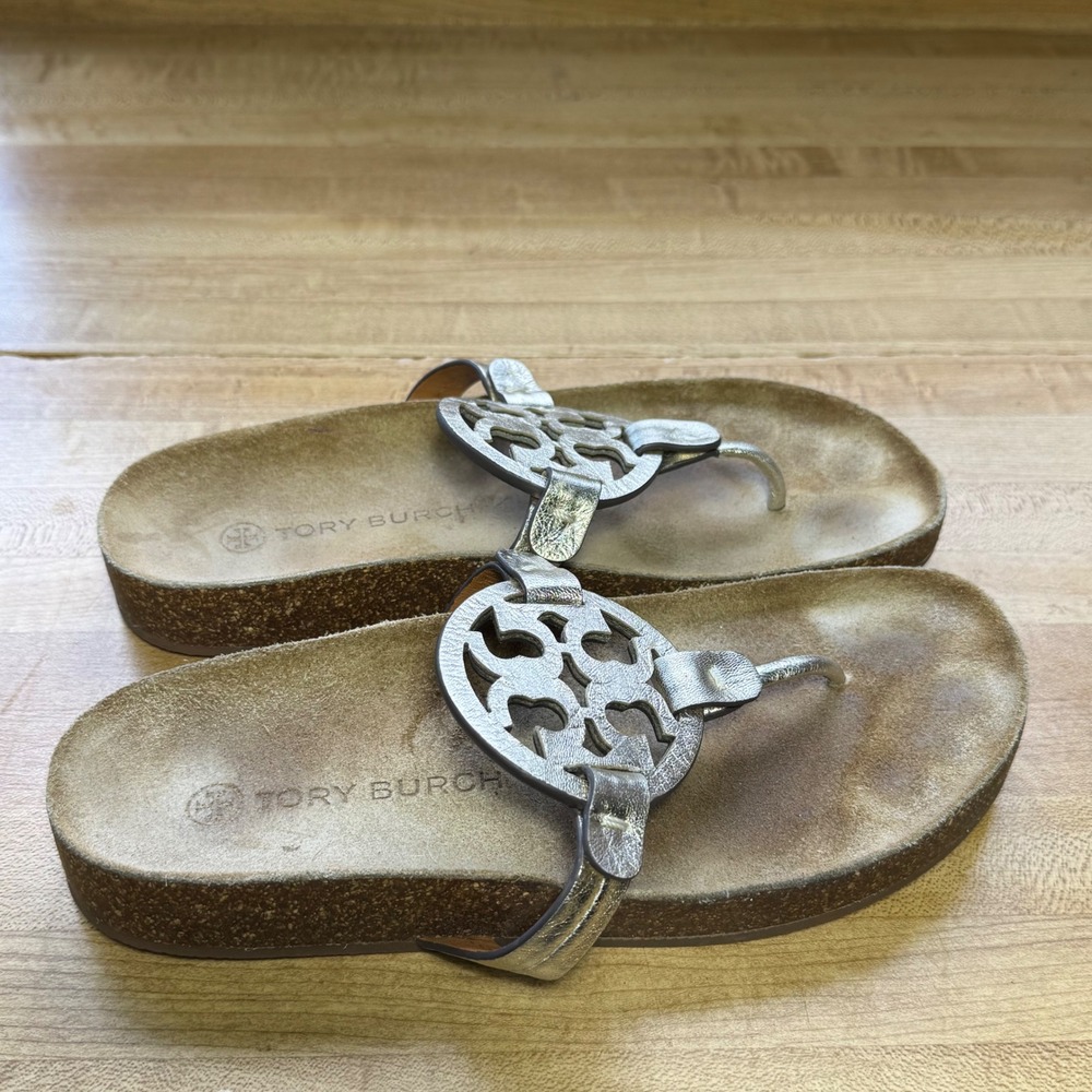 Tory Burch Miller Cloud Metallic Silver Logo Thong Sandals Slides 6.5 - Picture 2 of 5